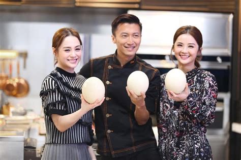 大家沒有看錯，麥當勞破天荒和星級大廚謝霆鋒聯手打造「麥當勞 x 鋒味 the signature collection」， 向來認真的 chef le mon 親自構思及創作一系列港式風味的美食，包括「鋒味安. 謝霆鋒爆阿Sa是殺價王 鋒味餐廳暫不對外開放 - 自由娛樂