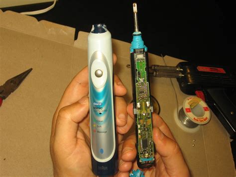 When the charger is dry, plug it back into the outlet and place the sonicare toothbrush in the charger. Oral-B Sonic Complete Toothbrush Battery Fix : 8 Steps ...