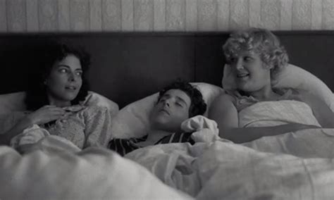 Watch rüdiger weigang movies and shows for free on zoechip. Heimat, une chronique allemande - Film 6 : Le petit ...