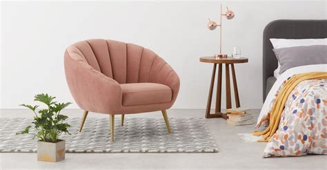 Most popular primrose accent blush pink chair for bedroom. FAUTEUIL POURPRE | Fauteuil rose, Fauteuil deco, Fauteuil