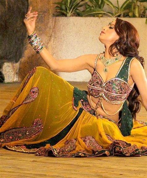 We show you a curated list of top 10 tv serial actress , which will blow your mind. Udaya Bhanu Hot Expose Stills From An Item Dance Number ...
