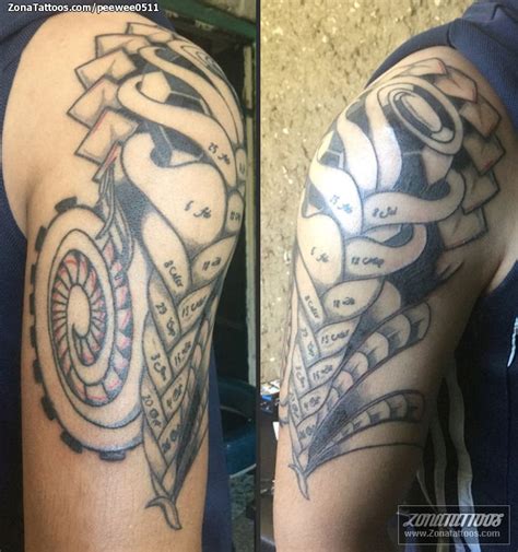 The interwoven line work is seductively sharp and boldly defiant. Tattoo of Tribal, Shoulder