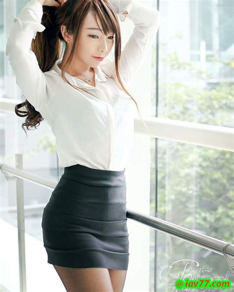 蘇小小 簡介：粵語片首度北上內地取景 南宋名歌妓蘇小小才貌出眾, 且為人正義高雅, 以致名聲遠播. 最具現役OL氣質正妹模特!從學校水手服到搜查官緊身裝都難不倒她!ZOE SO 蘇小小 - 表特正咩 - 冰楓論壇 ...