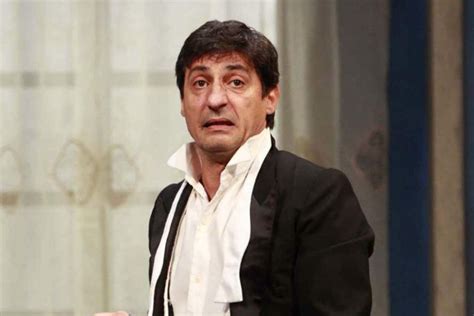 Emilio solfrizzi (born 5 april 1962) is an italian actor and comedian. Al Teatro Manzoni una 'macchina comica' di Feydeau | Teatro.it