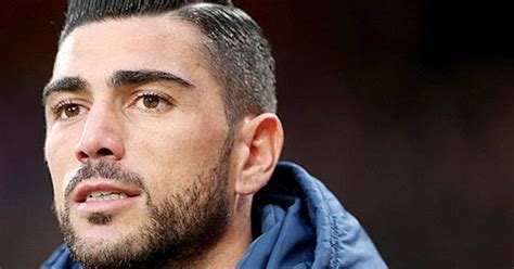 £585th.* jul 15, 1985 in san cesario di lecce, italy. Graziano Pelle - English walls