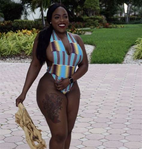 Other than the great population and film production fame, this african country is also known as the home of some of the most beautiful african women in the world. Curvy Nigerian Lady 'slays' In The U.S With Her Banging ...