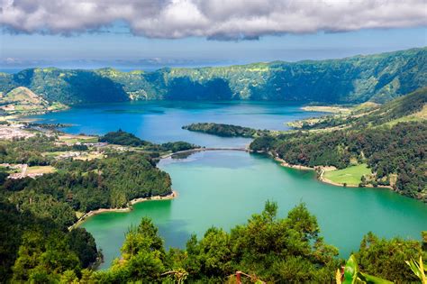 In addition to many theories, myths and stories written about the azores there have been various genovese and catalan maps produced since 1351 that. Azores | travelkids.es