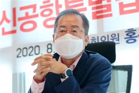 '추미애 아들' 폭로한 前대령 검찰 수사로 넘겨진 사연. "추 장관 아들 수사 왜 미루나" 홍준표·곽상도, 검찰 질책