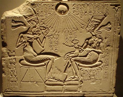 A house altar depicting akhenaten, nefertiti and three of their daughters. Egyptian Collectibles Design Toscano King Akhenaton ...