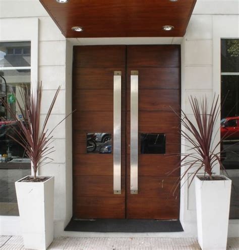 See a huge gallery of the best designs for 2021 and get inspired! 24 Wooden Front Door Designs To Get Inspired - Shelterness
