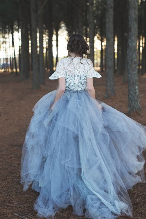 Brautkleid in Blau ~ Styled Winter Boho Elopement