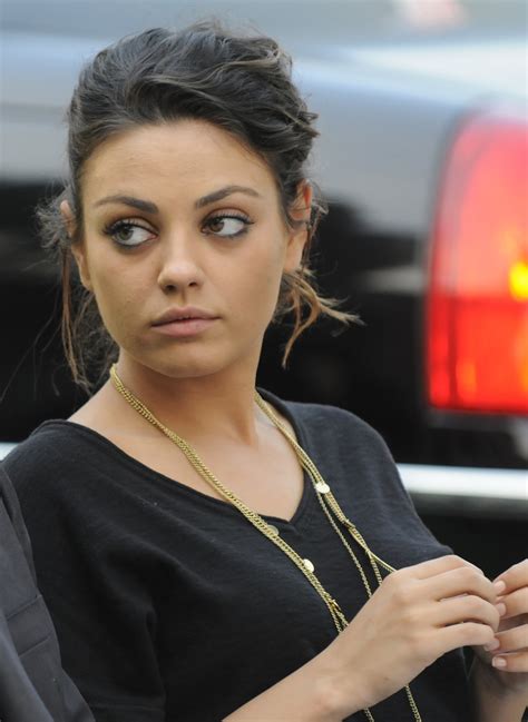 Mila kunis was born in chernitvtsi, a city in the ukrainian ssr of the soviet union. Augenbrauen wie Mila kunis hinbekommen :)? (Form)