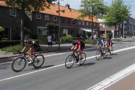 Aug 02, 2021 · de koers is altijd in beweging. Chantal Blaak wint Ronde van Alblasserdam voor Vrouwen