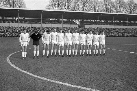 It serves as home to borussia dortmund ii. Mönchengladbach im Stadion Rote Erde - 11FREUNDE BILDERWELT