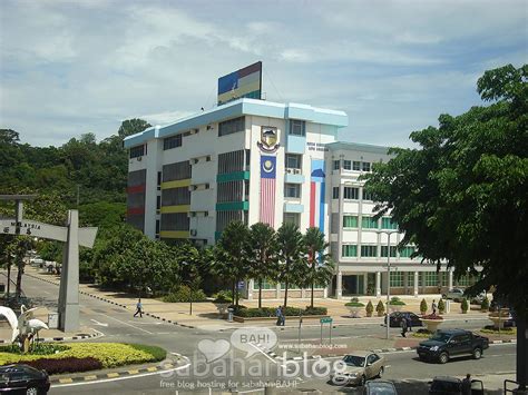 Masjid bandaraya kota kinabalu adalah masjid utama kedua selepas masjid negeri. Dewan Bandaraya Kota Kinabalu | Dewan Bandaraya Kota ...