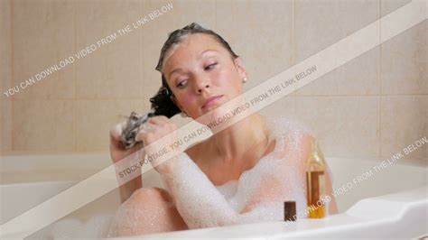 Take a toaster path with me the game. A young girl takes a bath with foam and washing hair with ...