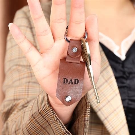 Alibaba.com offers 3,660 keychain photo holder products. Personalized Photo Keychain, Leather Keychain Gift for Dad ...