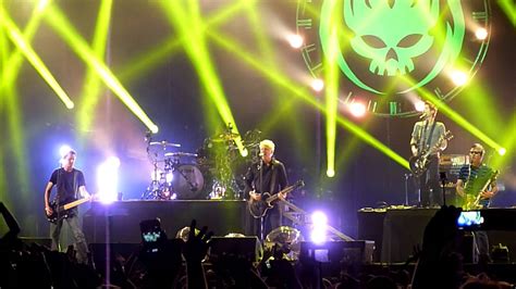 Please download one of our supported browsers. Cabaret Vert 2013 - The Offspring - Pretty Fly (For a ...