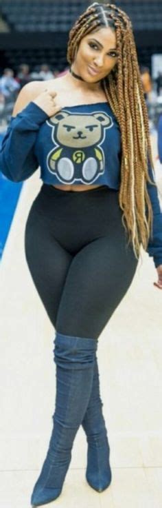 Williams' biggest tip for avoiding camel toe is to never go commando when wearing thin, stretchy fabrics. Cameltoe