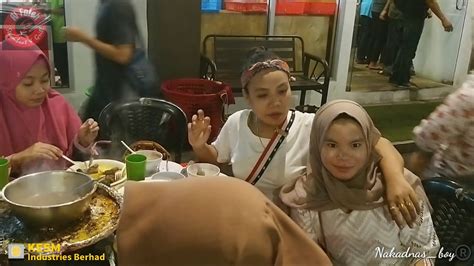 With a wide variety of meat and seafood as lard is usually used as a base for thai bbq steamboats, finding a halal one can be a difficult task but. Al-fateh steamboat & grill bukit raja 2019 - YouTube