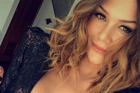 Lina tejeiro es una de las famosas colombianas que más comparten aspectos de su vida privada en instagram, pues publica historias de su día a día, incluso, de sus momentos más difícil como la extracción de biopolímeros o las tristezas que ha pasado por andy rivera.no obstante, también sorprende a sus fans con noticias muy positivas que le suceden. Piercing de Lina Tejeiro | Entretenimiento | Pulzo.com