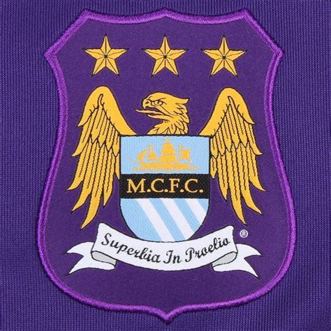 Les maillots des réseaux sociaux. Épinglé par Karine SL sur MANCHESTER CITY LOGO ...