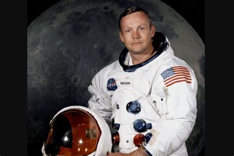 Alkisah sepasang manusia pertama yang tinggal di kerajaan langit pernah ditanyakan oleh raja dewa tentang kematian apa yang mereka inginkan. Biografi Tokoh Dunia: Neil Armstrong, Manusia Pertama yang ...