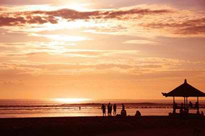 Pantai sanur merupakan satu dari sejumlah objek wisata alam di bali dalam kategori pantai. Sampai Jam Berapa Pantai Sanur Buka : Pantai Bandealit ...