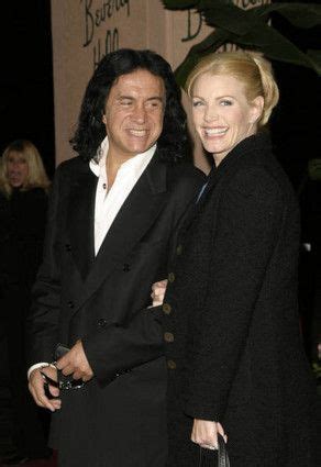 Gene simmons had a great. KISS rocker Gene Simmons and wife Shannon Tweed make an appearance At Hard Rock Cafe in Las ...