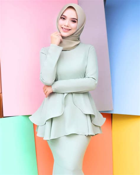 Gosip yang mengatakan pasangan sari yanti dan pelawak jep sepathu bercinta akhirnya terjawab apabila pelakon jelita itu mengungkapkan kata cintanya. Sari Yanti manis bertudung, ini ucapan sweet Jep Sepahtu ...