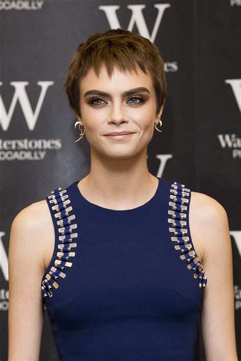 For fans of cara delevingne! Cara Delevingne Comes Forward With Sexual Harassment ...