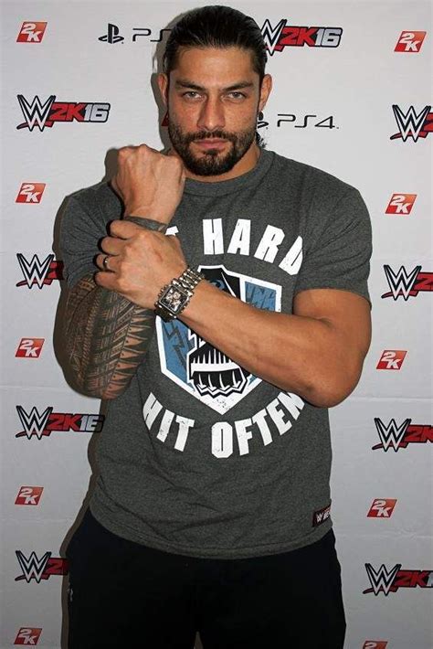 Roman reigns (real name leati joseph joe anoaʻi) is an american professional wrestler signed since 2010 to world wrestling entertainment, inc., where he's been part of the stable the shield and. Pin auf Beccas Photos of Roman Reigns