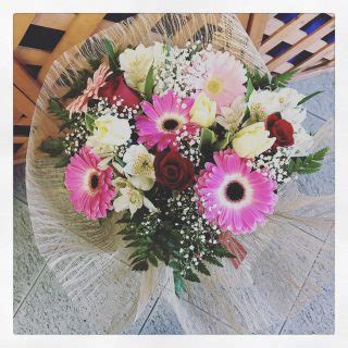 Consegna fiori, invia fiori online a pordenone. Come e perché regalare fiori per anniversari di nozze