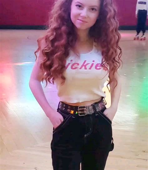 Submitted 3 years ago by rarylith. Pin on Francesca Capaldi!!