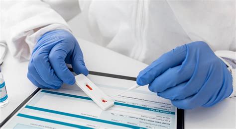 Auch erhältlich als kombitest covid/influenza. Covid19-Schnelltests: FHWN und Stadtgemeinde kooperieren