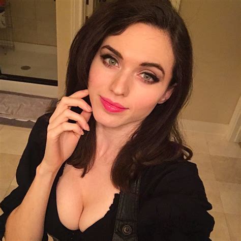 Последние твиты от amouranth (@amouranth). Amouranth 😈 @Patreon on Twitter: "Do hot guys poop?