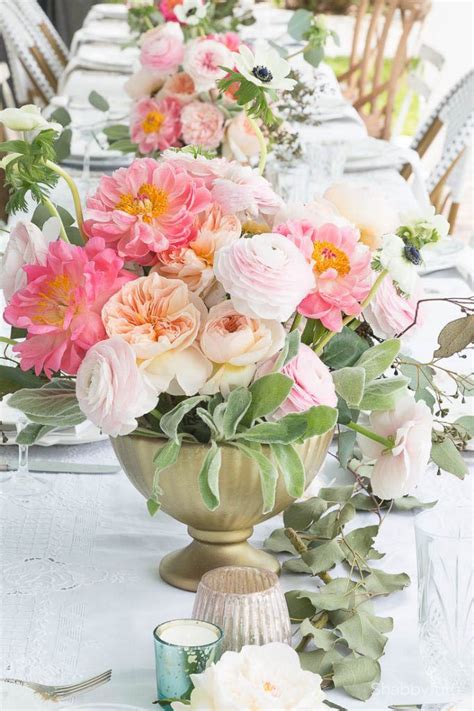 Choose silk flowers, the new approach to flowers that last. Fake Flower Arrangements -Make Them Look Real DIY | Fake ...