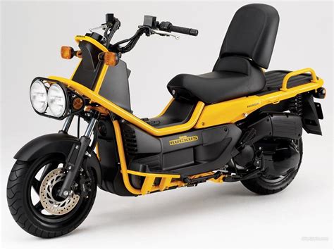 См., исправен, птс, без пробега. HONDA PS250 (Big Ruckus). Datos técnicos de la scooters ...