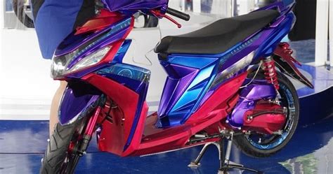 52 modifikasi vario 150 jari esp techno 125 cbs dan 1. Modifikasi Mio M3 Warna Hitam Putih - Deepavalir