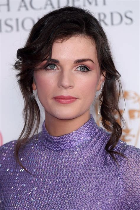 Aisling began her professional acting career from the 2009 tv shows fair city. Aisling Bea | Beautiful eyes, Beauty