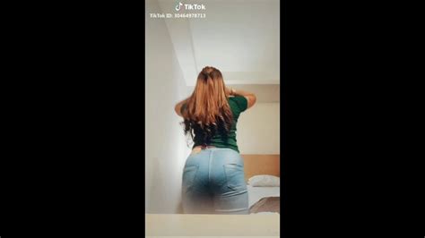 Vania gemash hot joget tik tok. Tik tok bokong tembem enak - YouTube