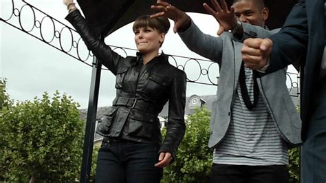 The personal and professional lives of two police detectives, and their colleagues in uniform, unfold in the picturesque town of maastricht, in the south of the netherlands. Aankomst acteurs Flikken Maastricht op het Vrijthof ...