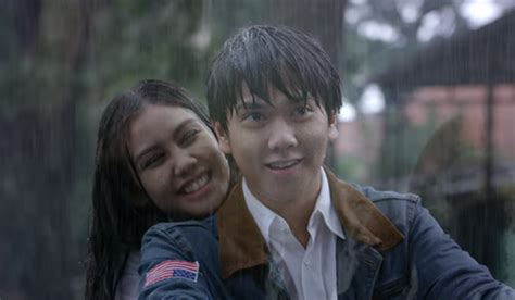 Beberapa waktu lalu para pemain 'dilan 1990' ke kantor kapanlagi.com®, tentu saja termasuk iqbaal dan vanesha juga ikut datang dan kompak. Jika Dapat Tawaran Film Baru, Iqbaal Ramadhan Ogah Jadi Pasangan Vanesha Prescilla Lagi