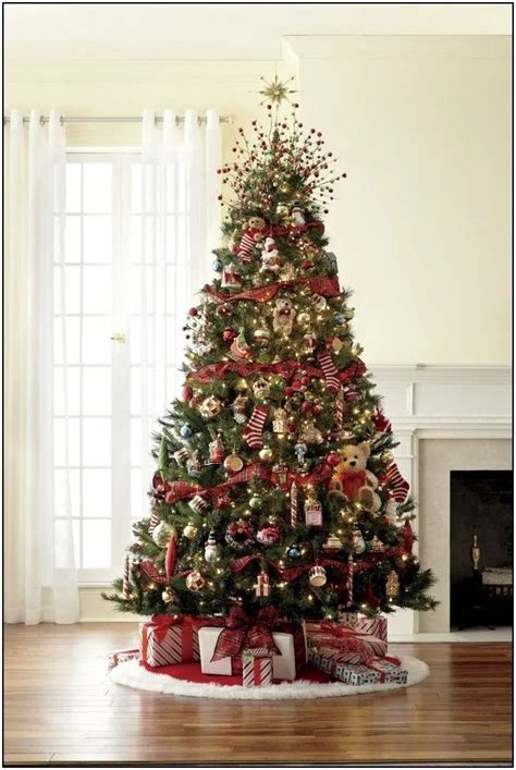 Your newly flocked tree is now gorgeous and ready to look beautiful in your home all season long! 159 cute flocked farmhouse christmas tree for 2019 2 ...