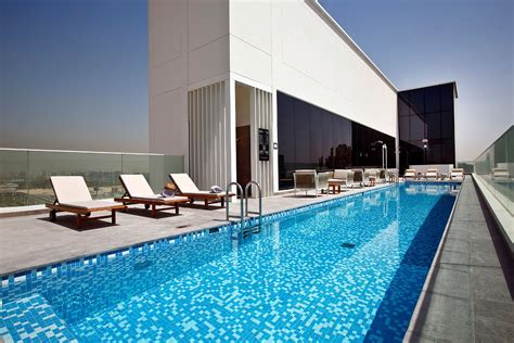 The poolside cuisine is fantastic. FORM Hotel, Dubai | Dubai hotel, Hotel, Rooftop pool