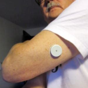 Sie müssen daher ihren blutzuckerspiegel selber überwachen und immer wieder entsprechend insulin spritzen. „Freestyle Libre" Das neue Blutzuckermessgerät für ...