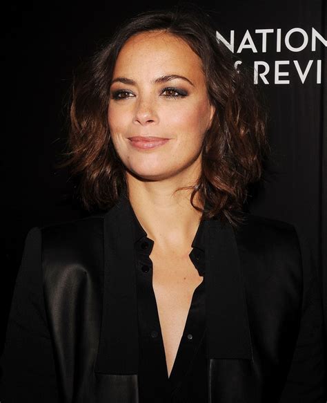 Berenice bejo biography with personal life, affair and married related info. BERENICE BEJO at 2014 National Board of Review Awards Gala ...