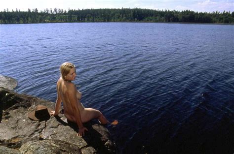 Bilder finden, die zum begriff landschaft schweden passen. Sommer am See in Schweden Foto & Bild | landschaft, bach ...