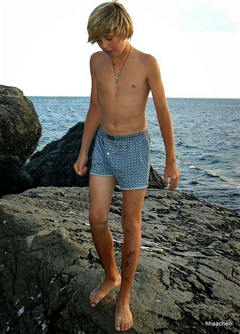 Little boy walking on the beach. Azov Vladik Shibanov Nude Hot Girls Wallpaper - Hot Naked ...