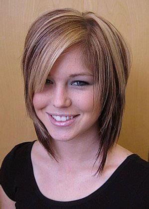 Les différents types de coupes et de coiffures pour femme avec cheveux courts s'adaptent. coiffure cheveux mi long degrade effile